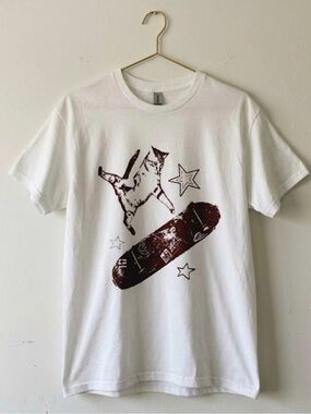 Gildan White T-Shirt with Maroon Skate Cat Graphic | Unisex Shirt